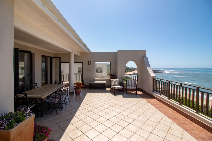 4 Bedroom Property for Sale in West Beach Eastern Cape